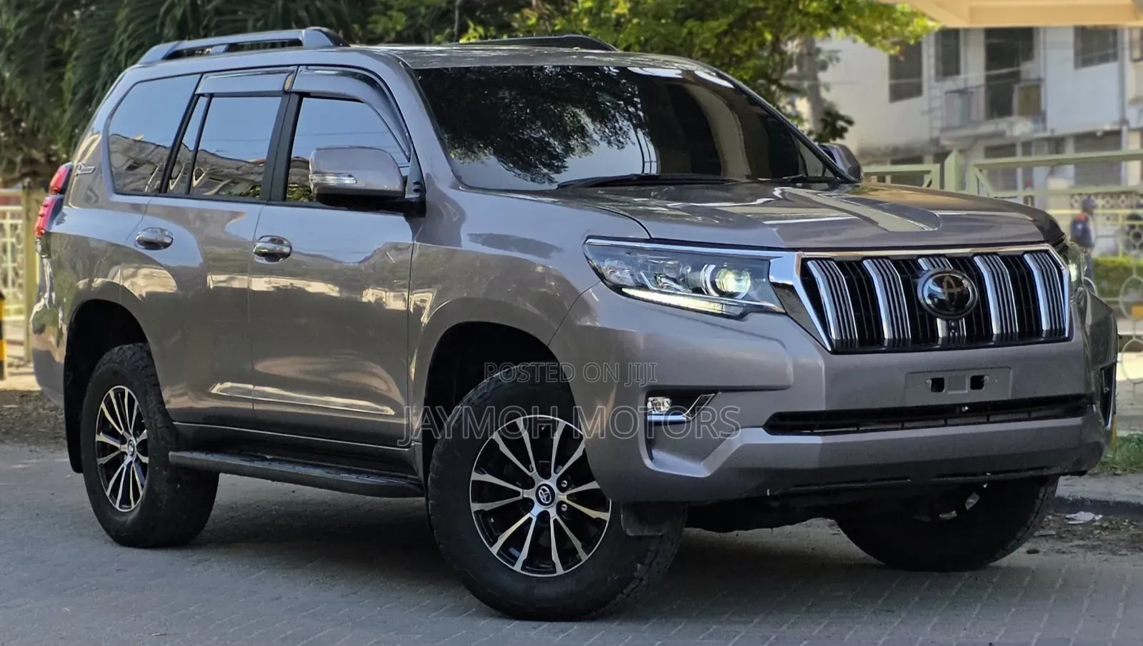 Toyota Land Cruiser Prado 2018 Gold