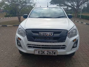 Isuzu D-MAX 2022 White
