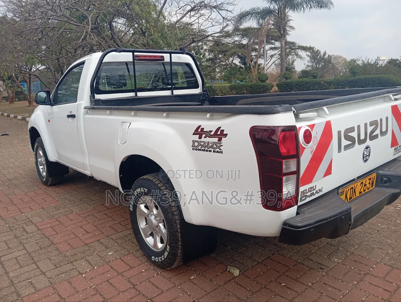 Isuzu D-MAX 2022 White