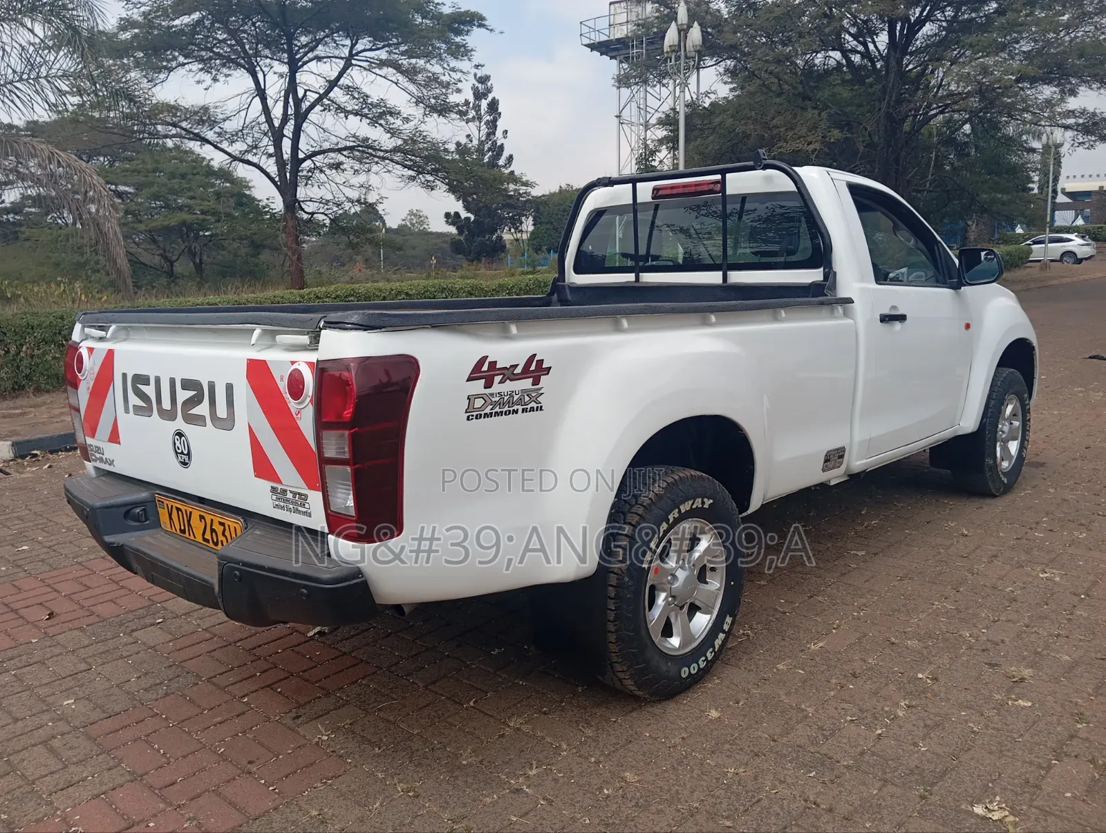 Isuzu D-MAX 2022 White