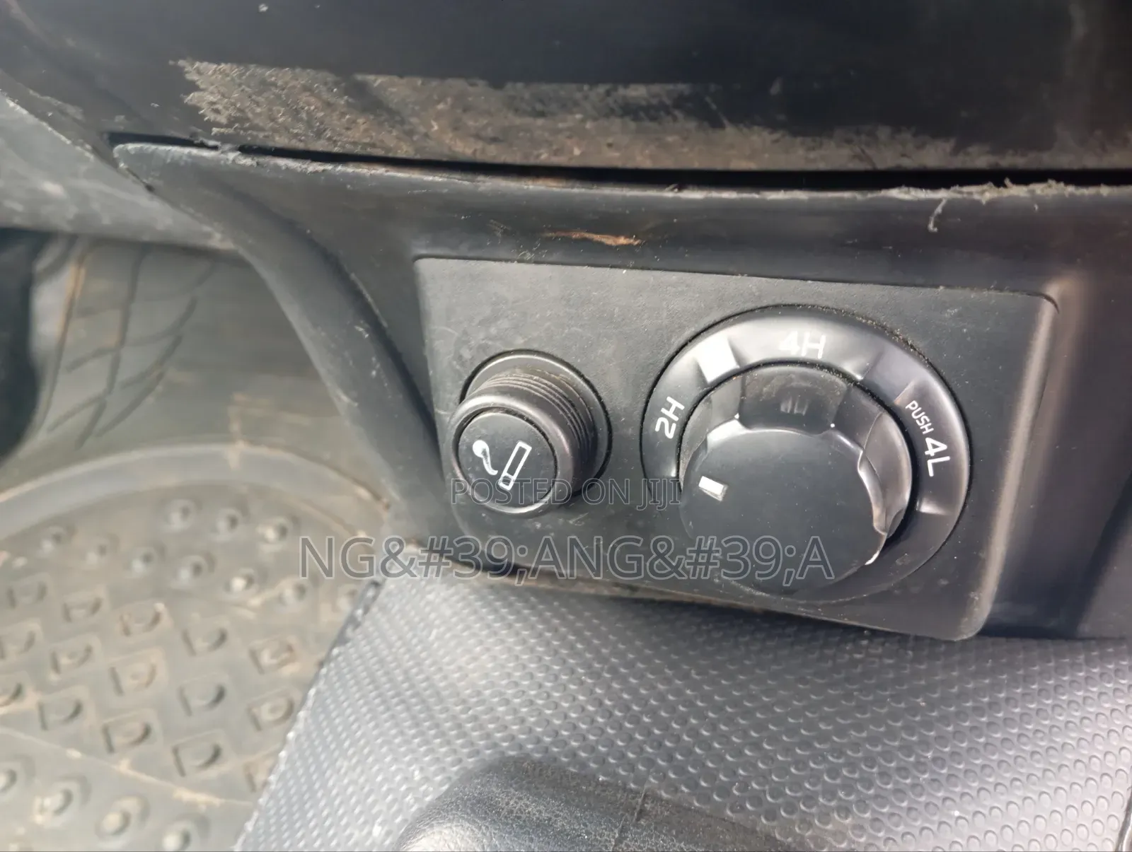 Isuzu D-MAX 2022 White