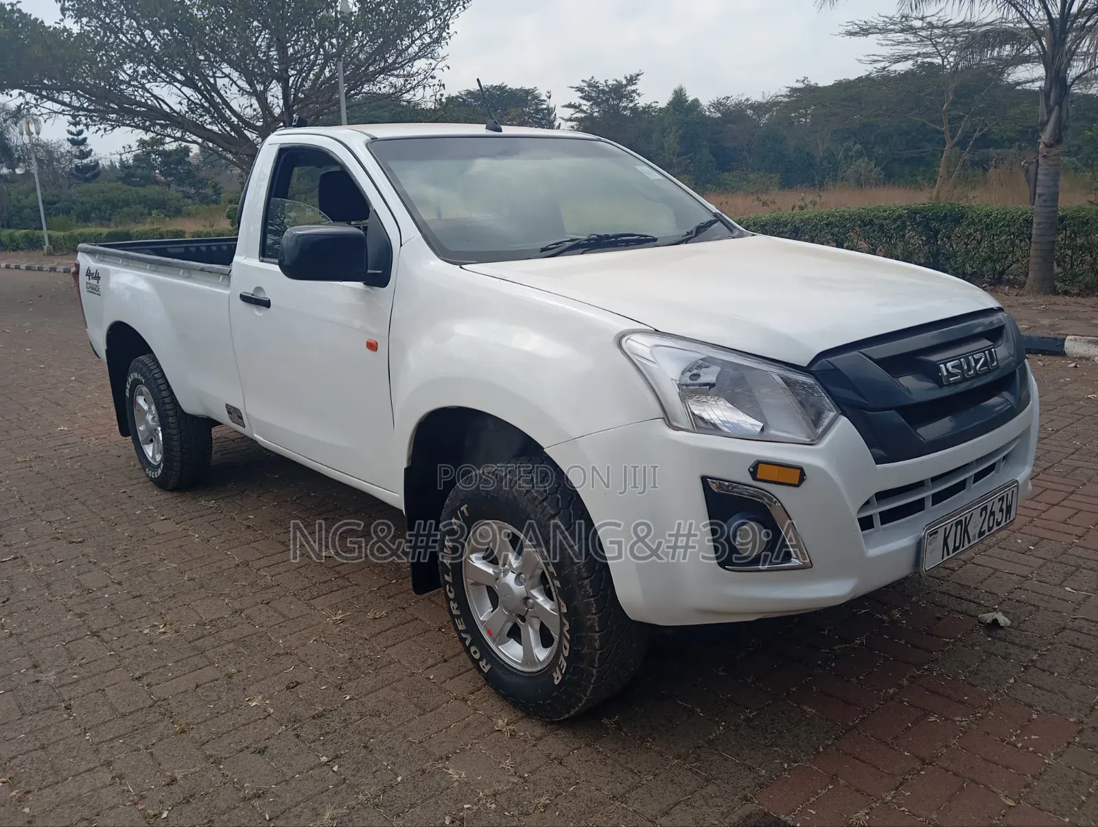 Isuzu D-MAX 2022 White