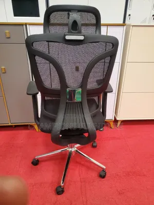 Orthopedic Swivel Office Chair With Adjustable Headrest