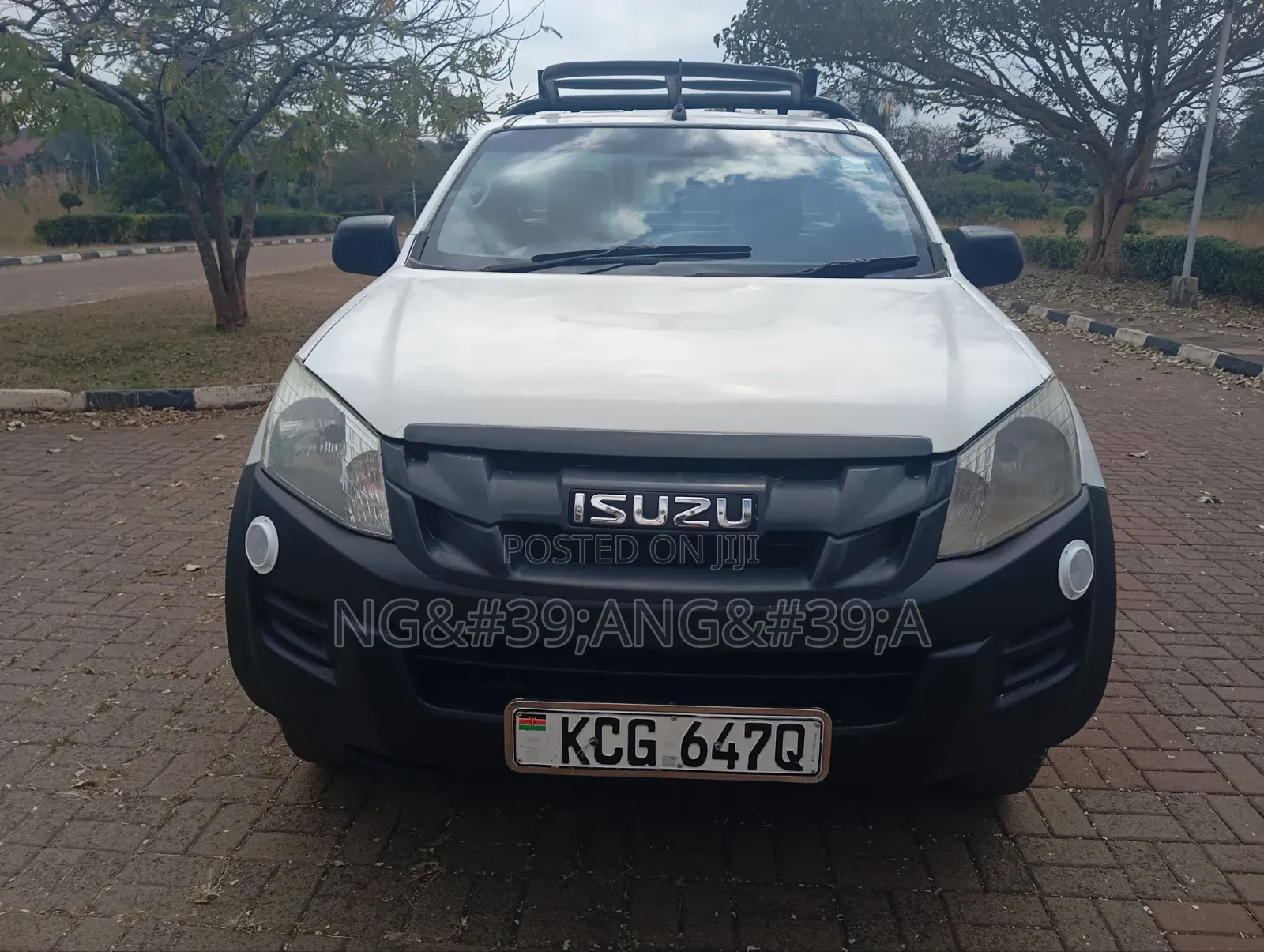Isuzu D-MAX 2015 White