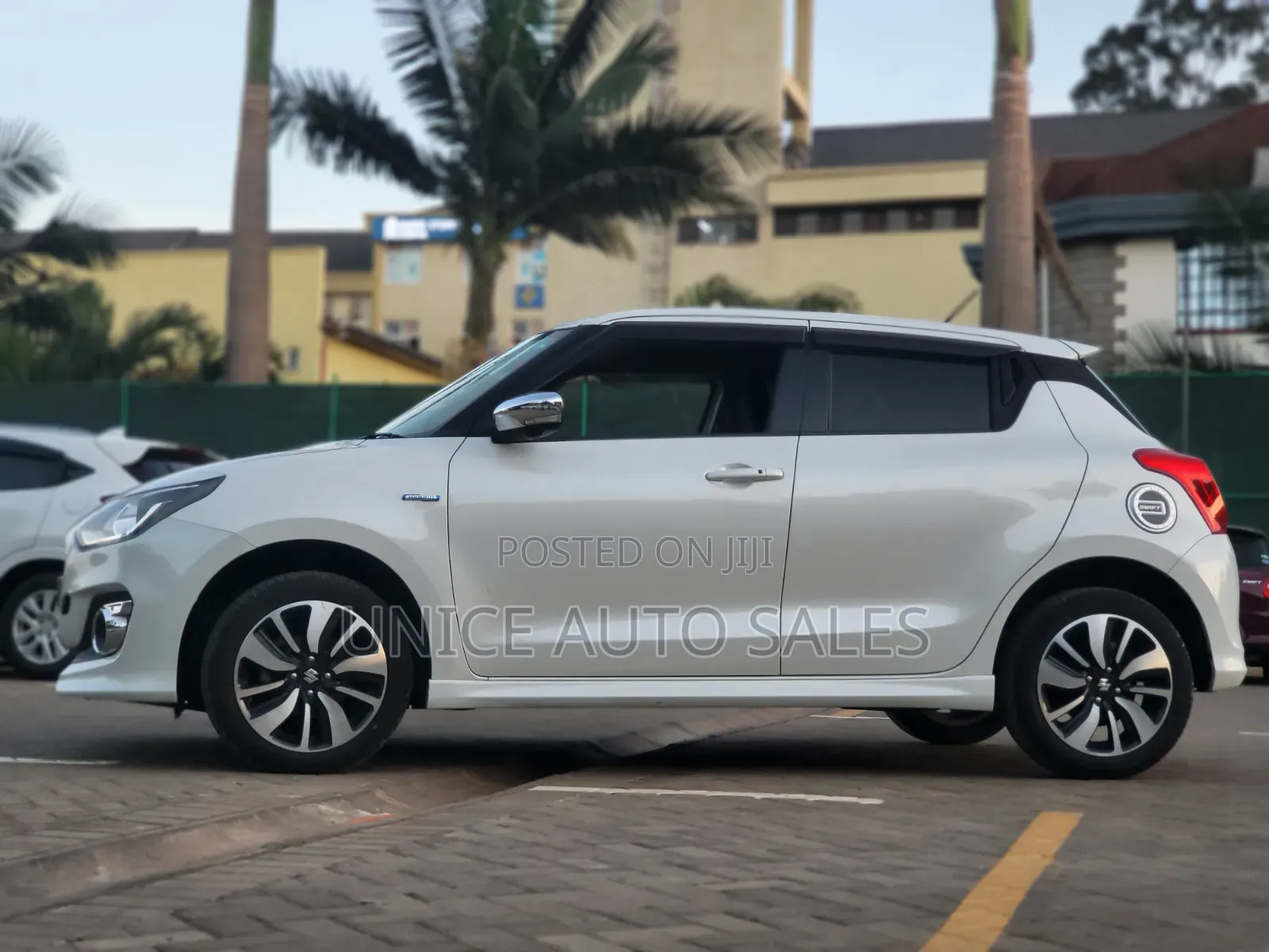 Suzuki Swift 2019 White