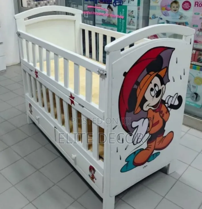 Newborn Baby Cot Bed – Comfortable & Safe Infant Sleeping Cot