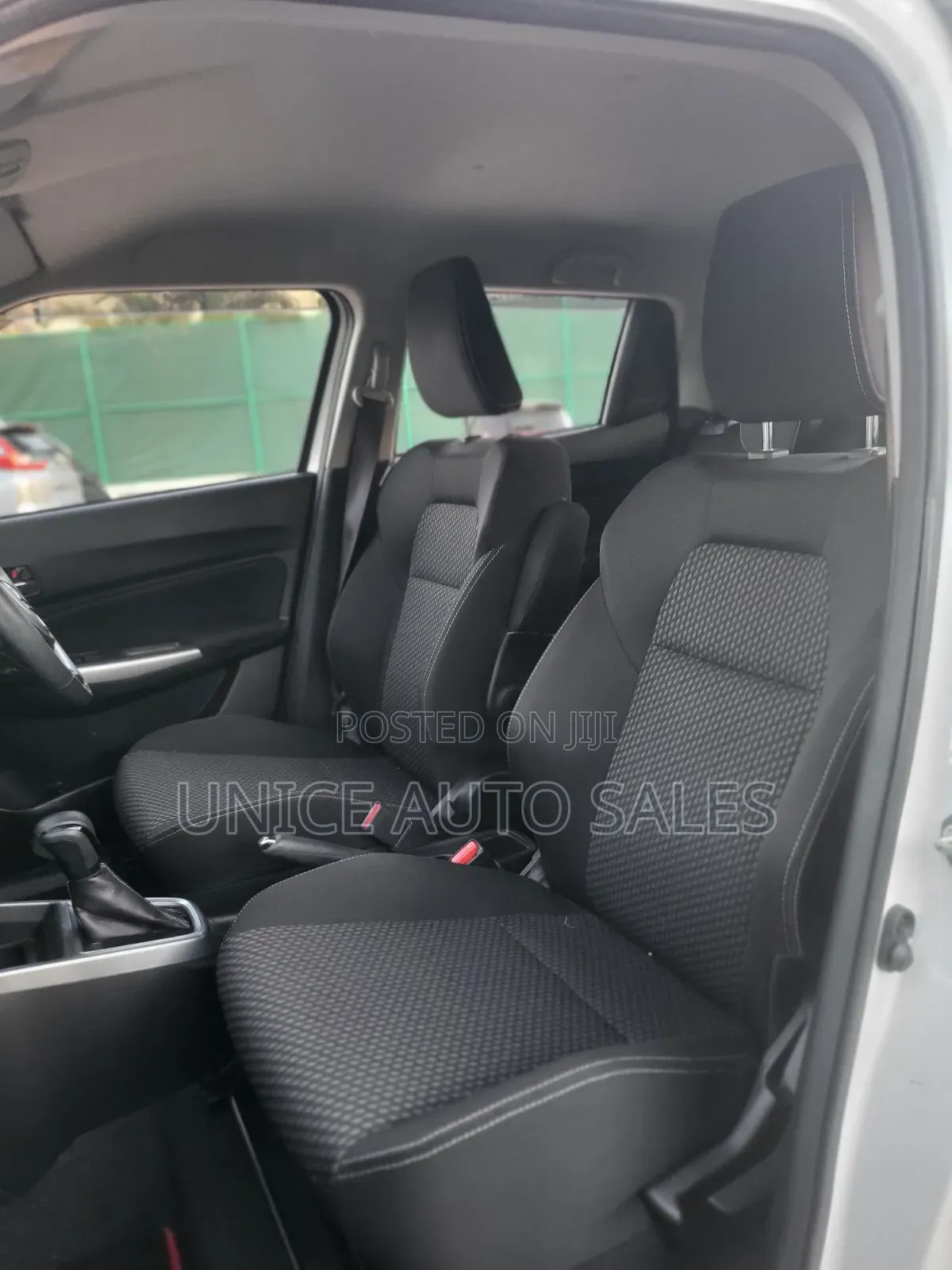 Suzuki Swift 2019 White