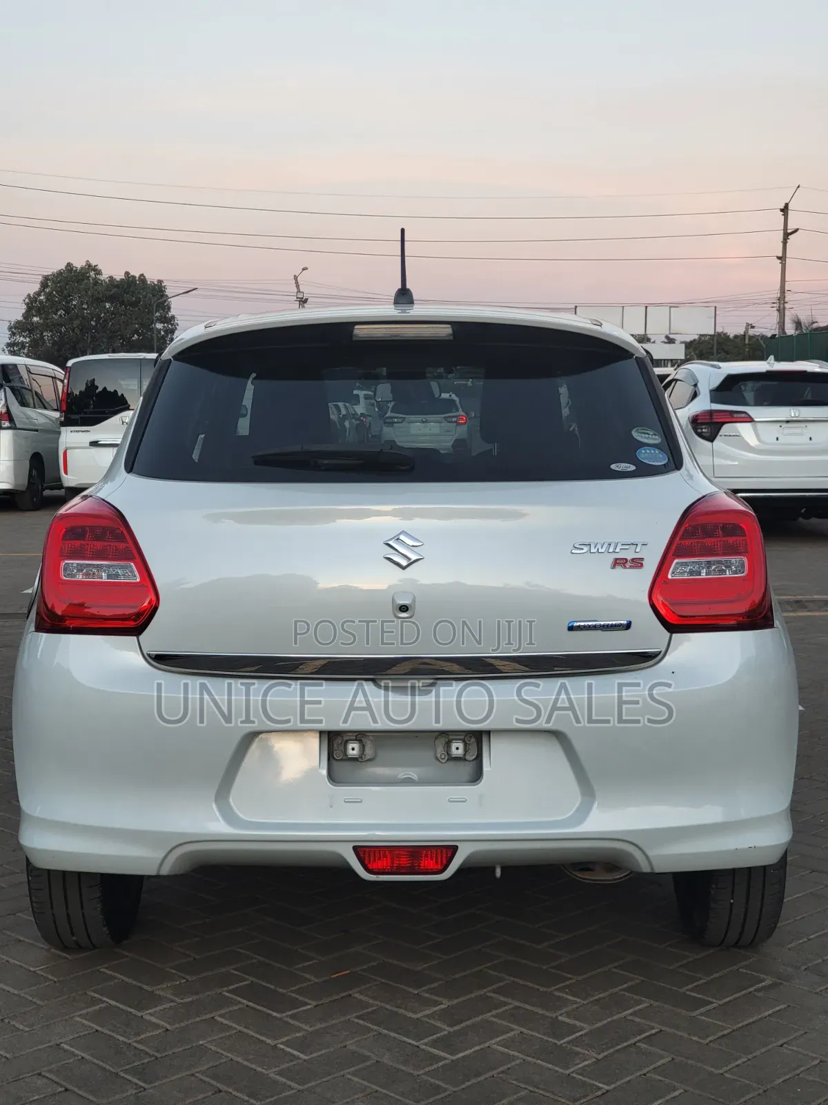 Suzuki Swift 2019 White