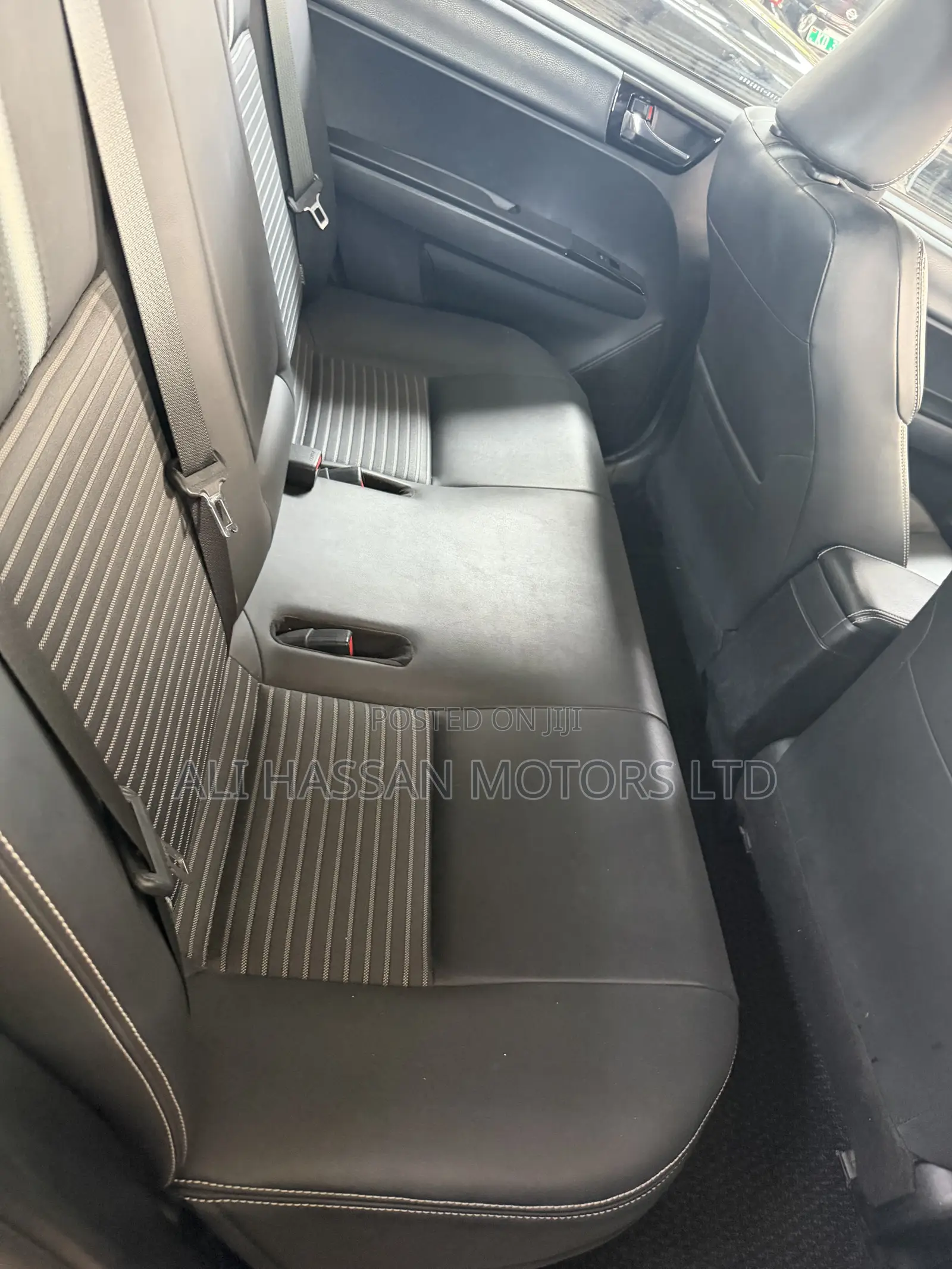 Toyota Axio 1.3 X 2WD 2019 White