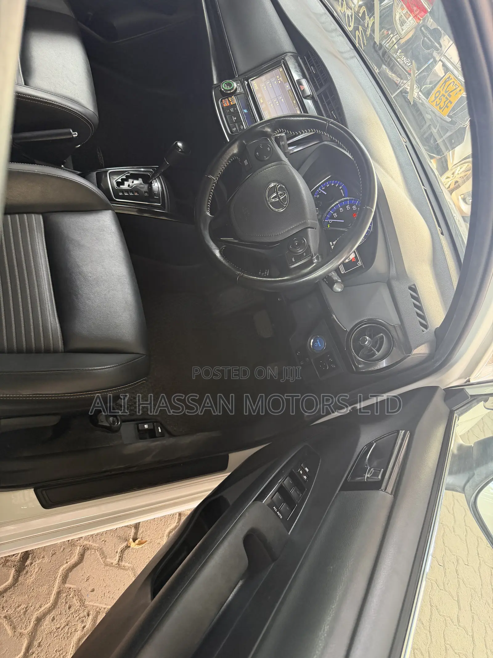 Toyota Axio 1.3 X 2WD 2019 White