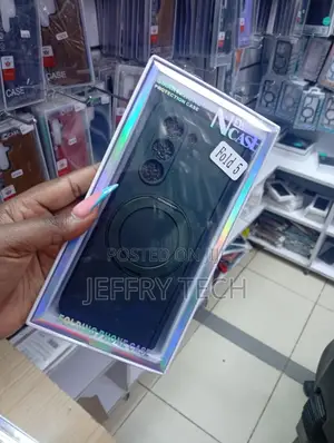 Dark Green Case With Magnetic Ring for the Samsung Galaxy Z Fold 5.