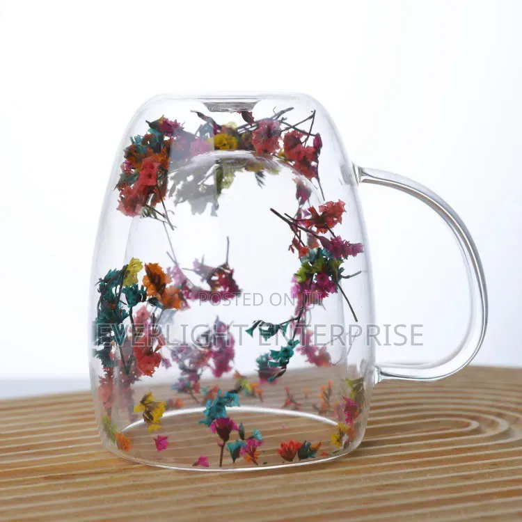 * Insulated Double Wall Glass Cup Dried Flower Coffee Cup