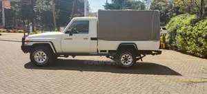 Toyota Land Cruiser 2016 Beige