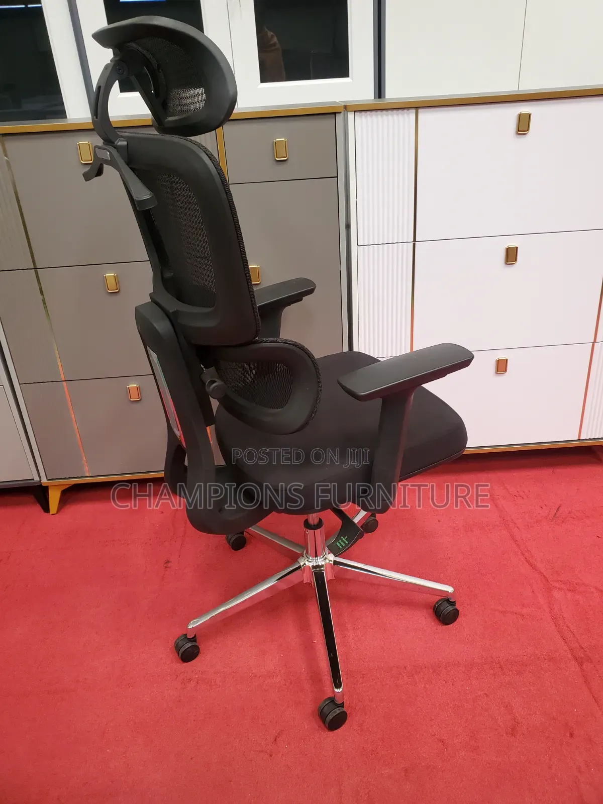 Split-Back Orthopedic Office Chair With Coat Hanger