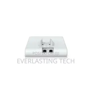 UniFi 6 Mesh Pro Indoor/Outdoor WiFi 6 AP (U6-Mesh-Pro)