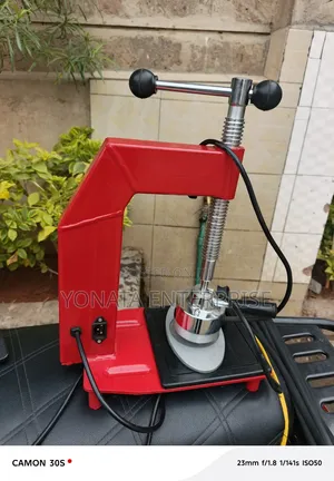 Heavy Duty Small Tyre Vulcanizing Machine Suppliers