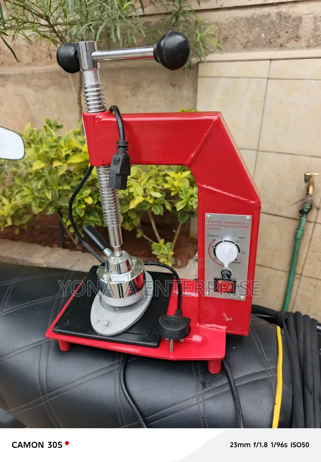Heavy Duty Small Tyre Vulcanizing Machine Suppliers