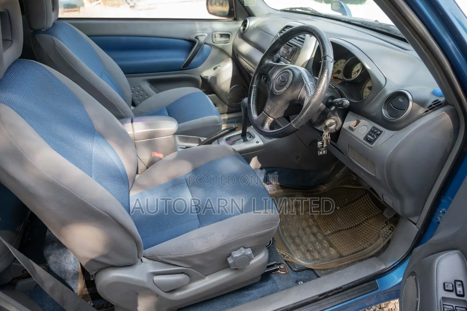 Toyota RAV4 2002 Blue