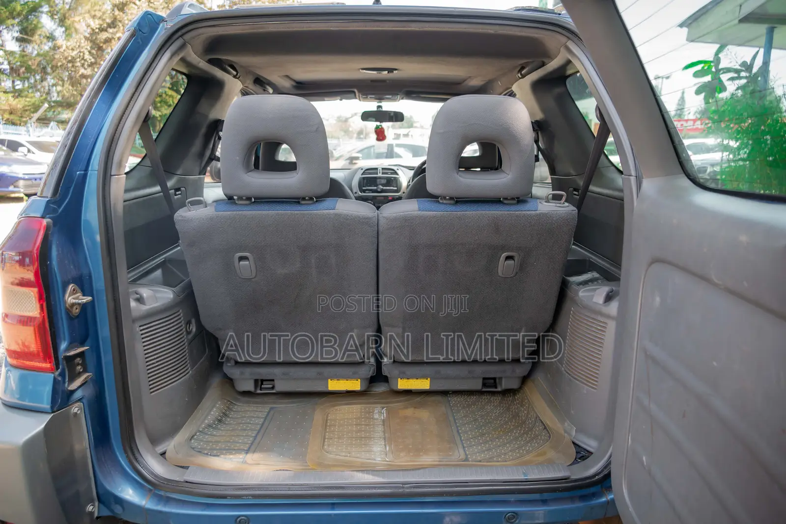 Toyota RAV4 2002 Blue