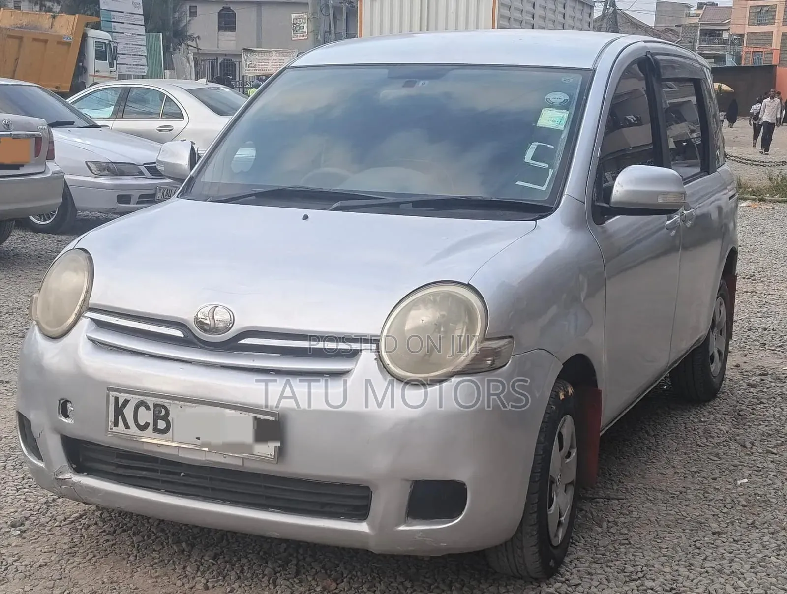 Toyota Sienta 2008 Silver