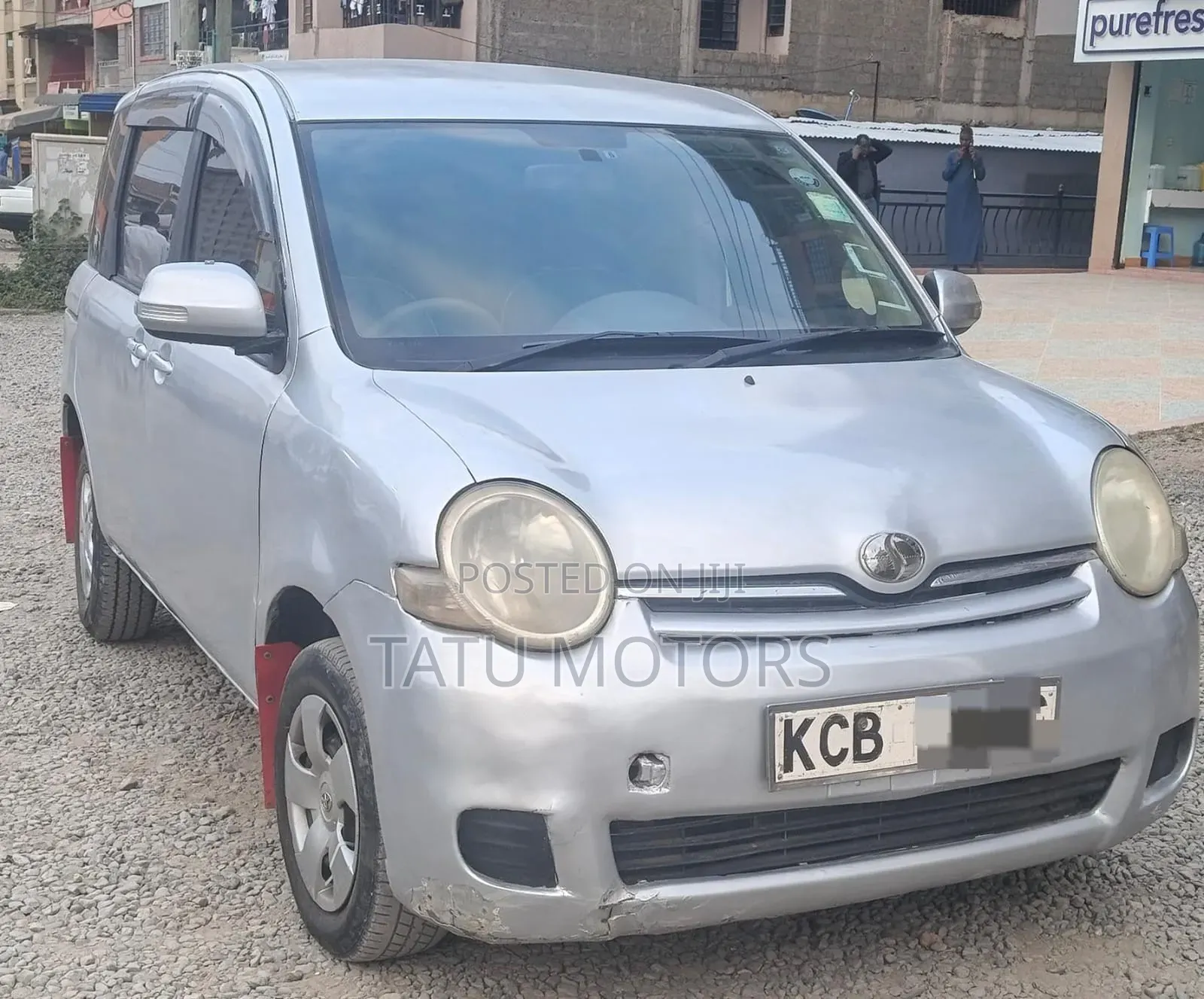 Toyota Sienta 2008 Silver