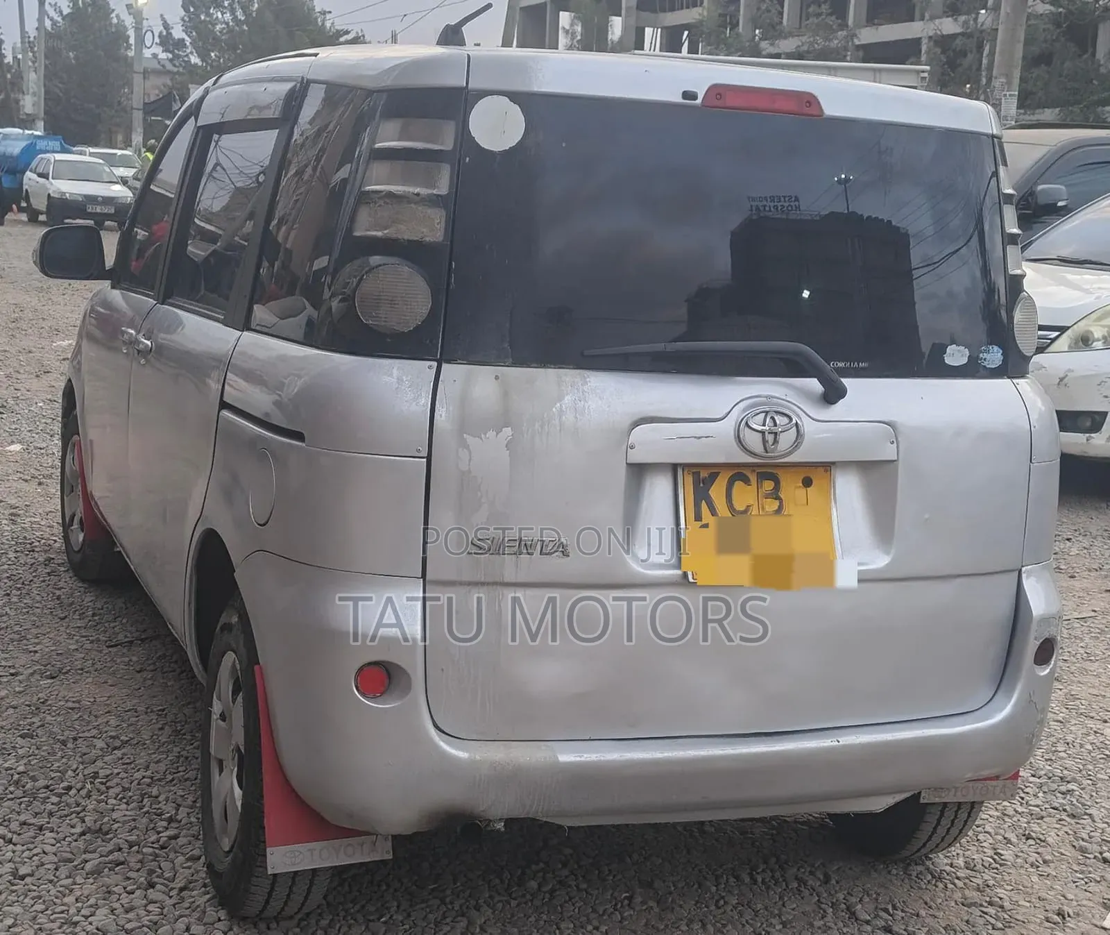 Toyota Sienta 2008 Silver