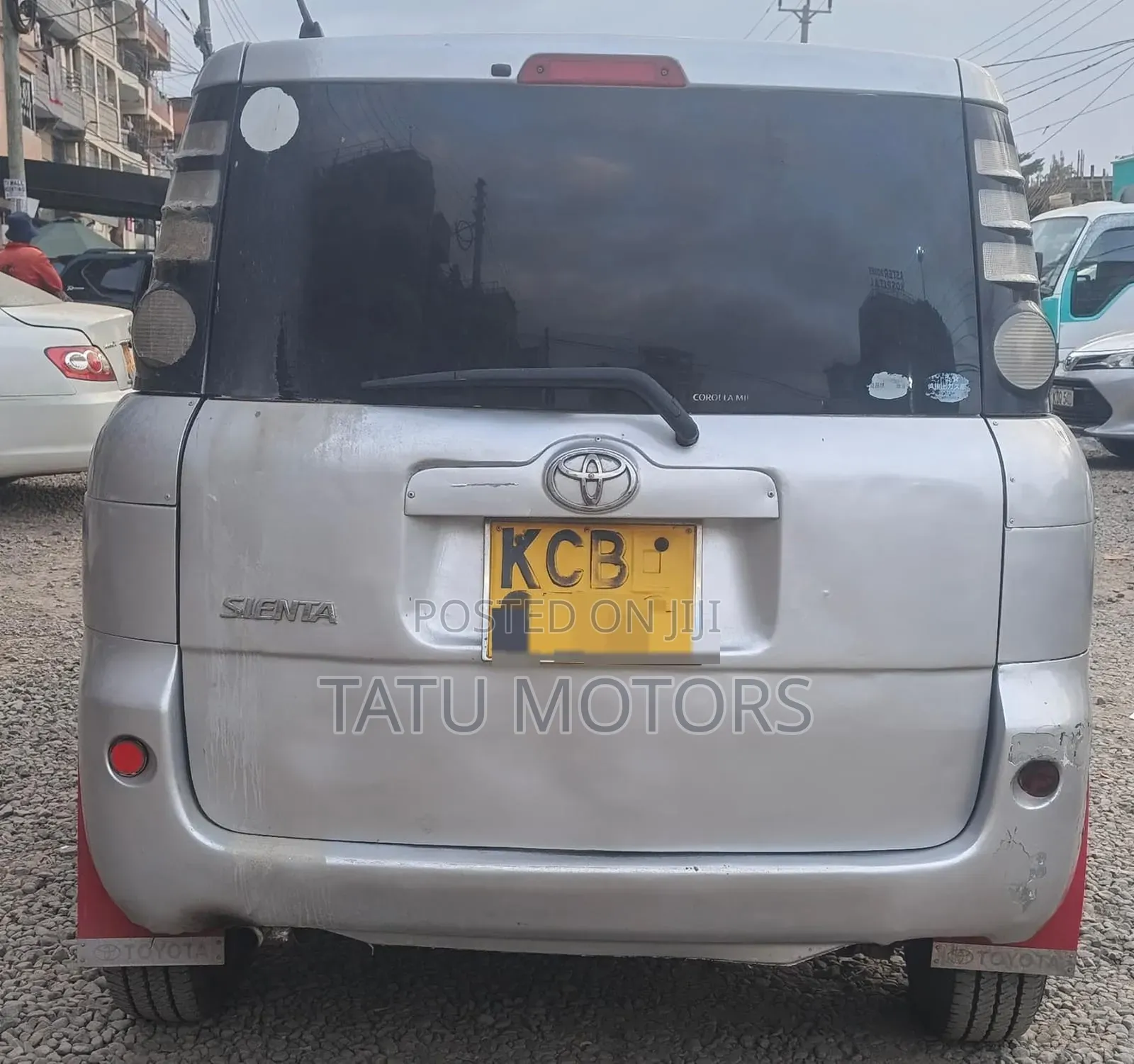 Toyota Sienta 2008 Silver