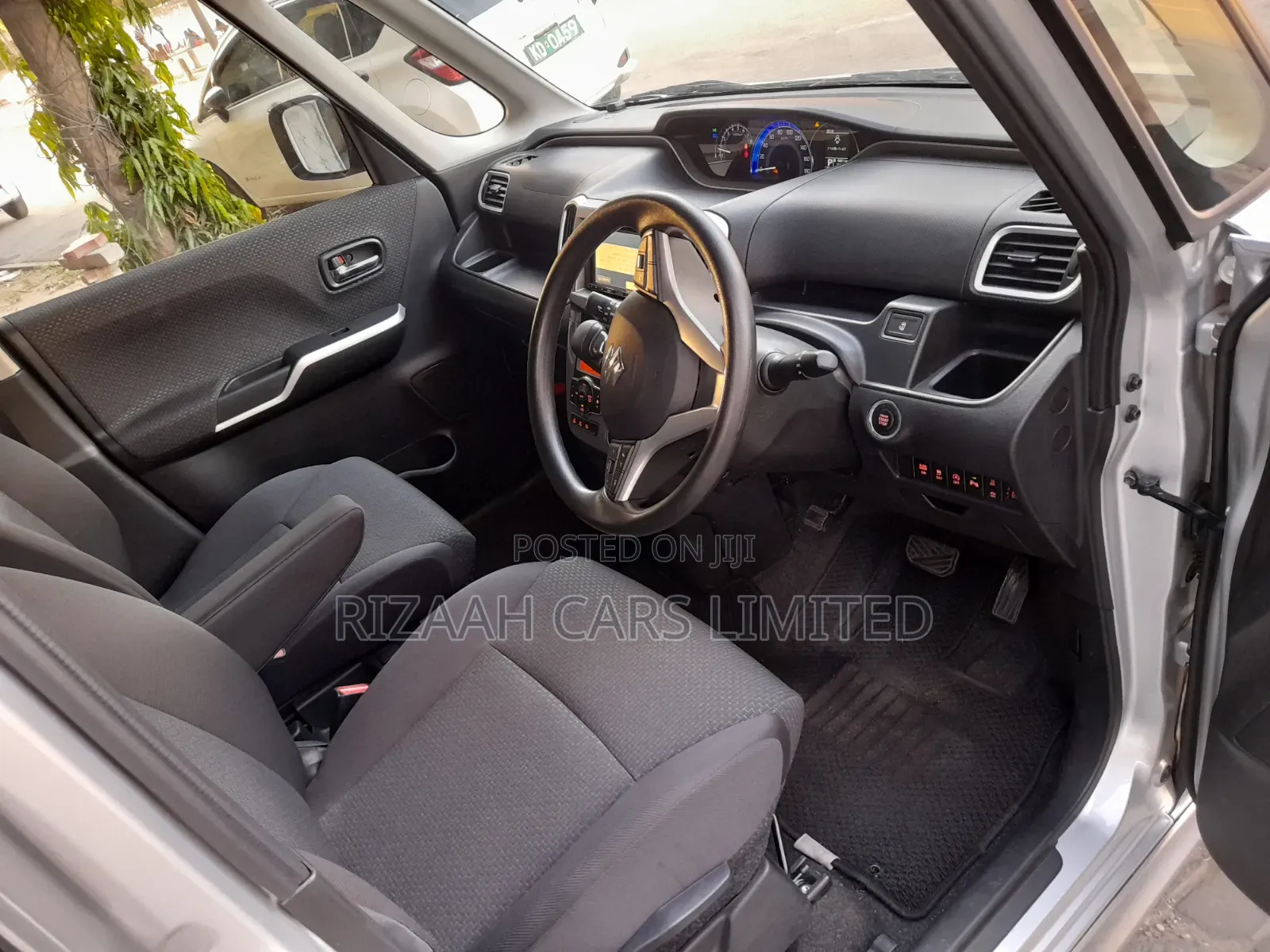 Suzuki Solio 2020 Silver