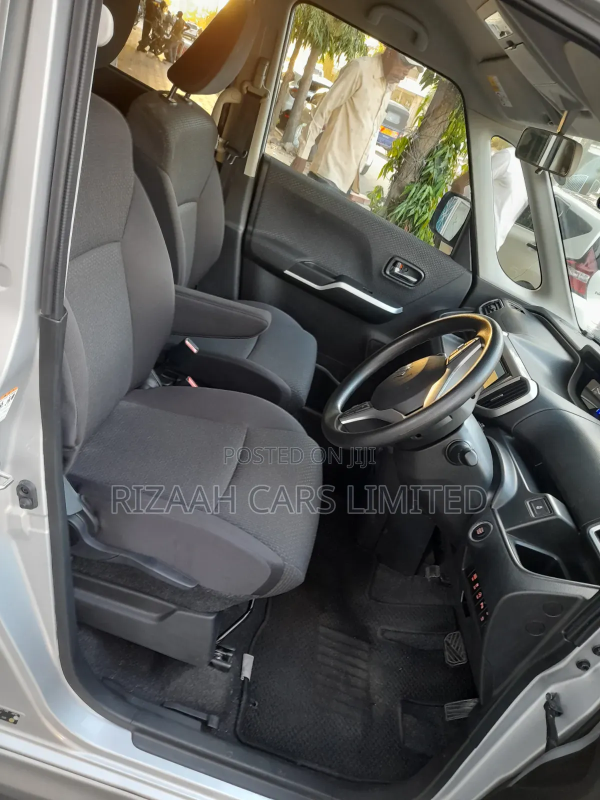 Suzuki Solio 2020 Silver