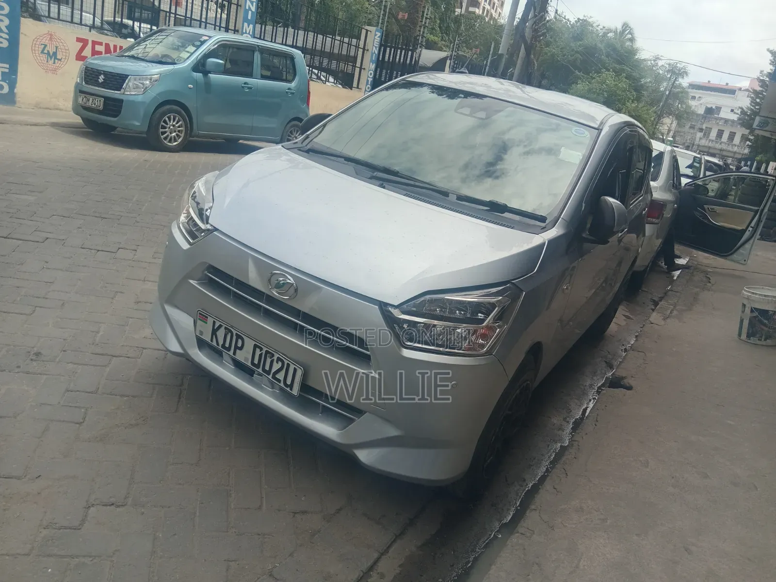 Daihatsu Mira 2017 Silver