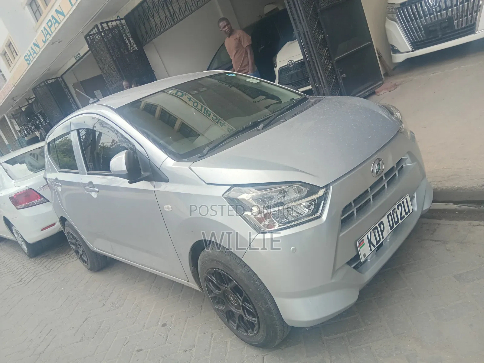Daihatsu Mira 2017 Silver