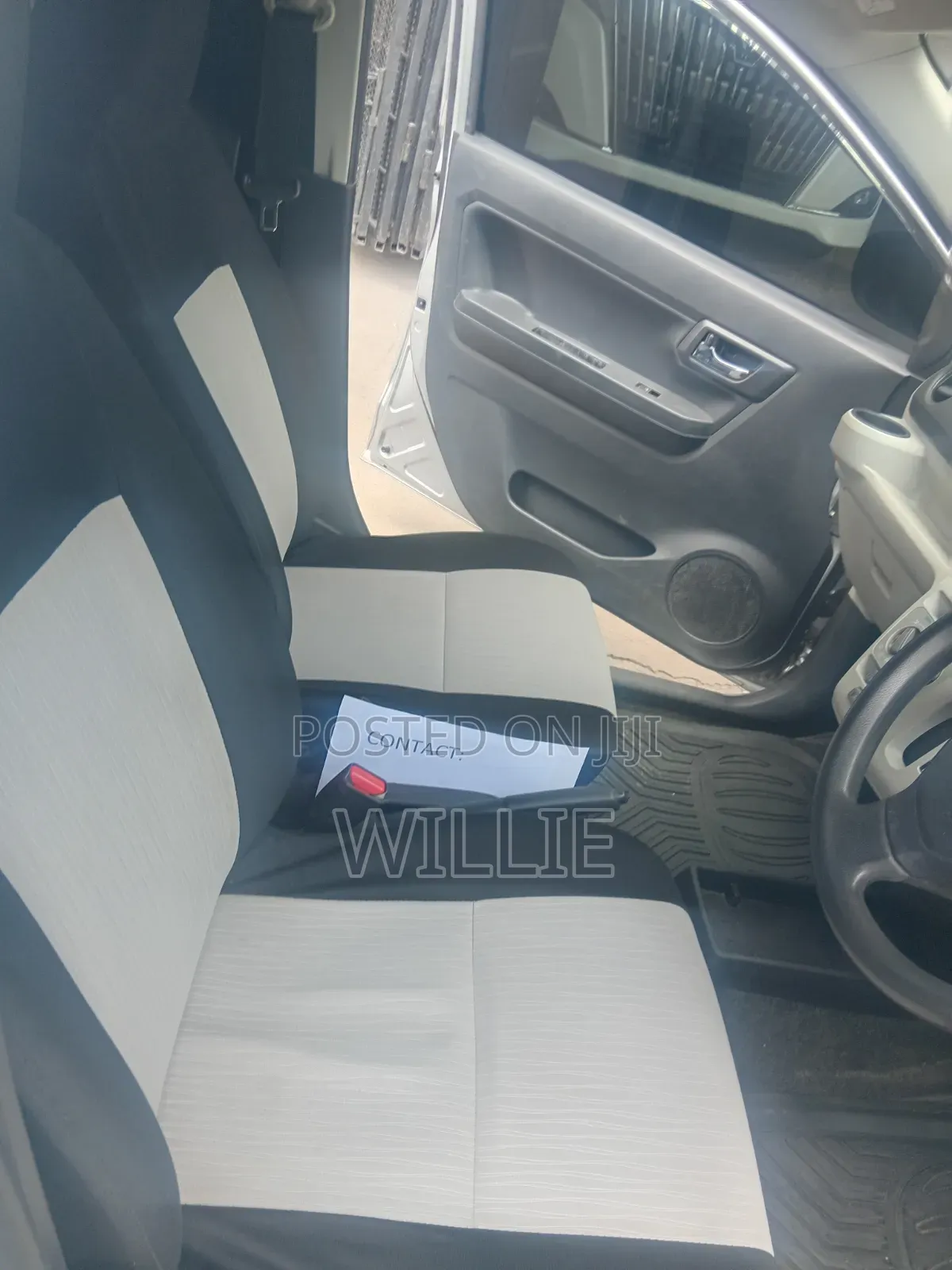 Daihatsu Mira 2017 Silver