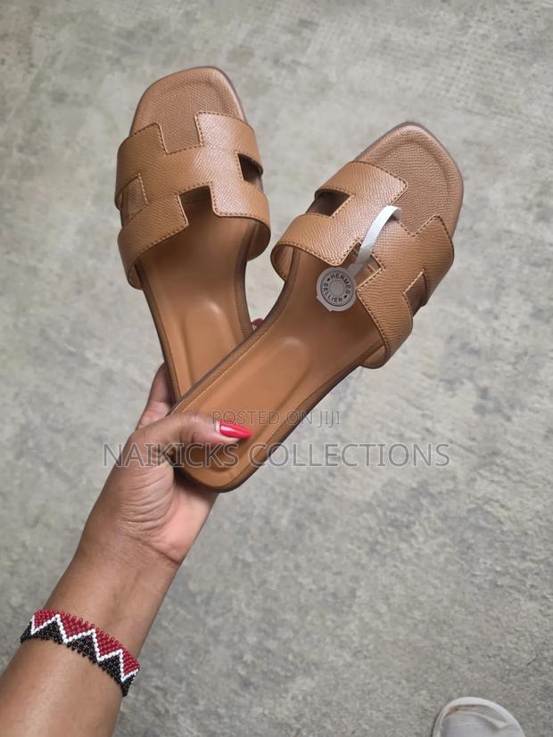 Hermes Sandals