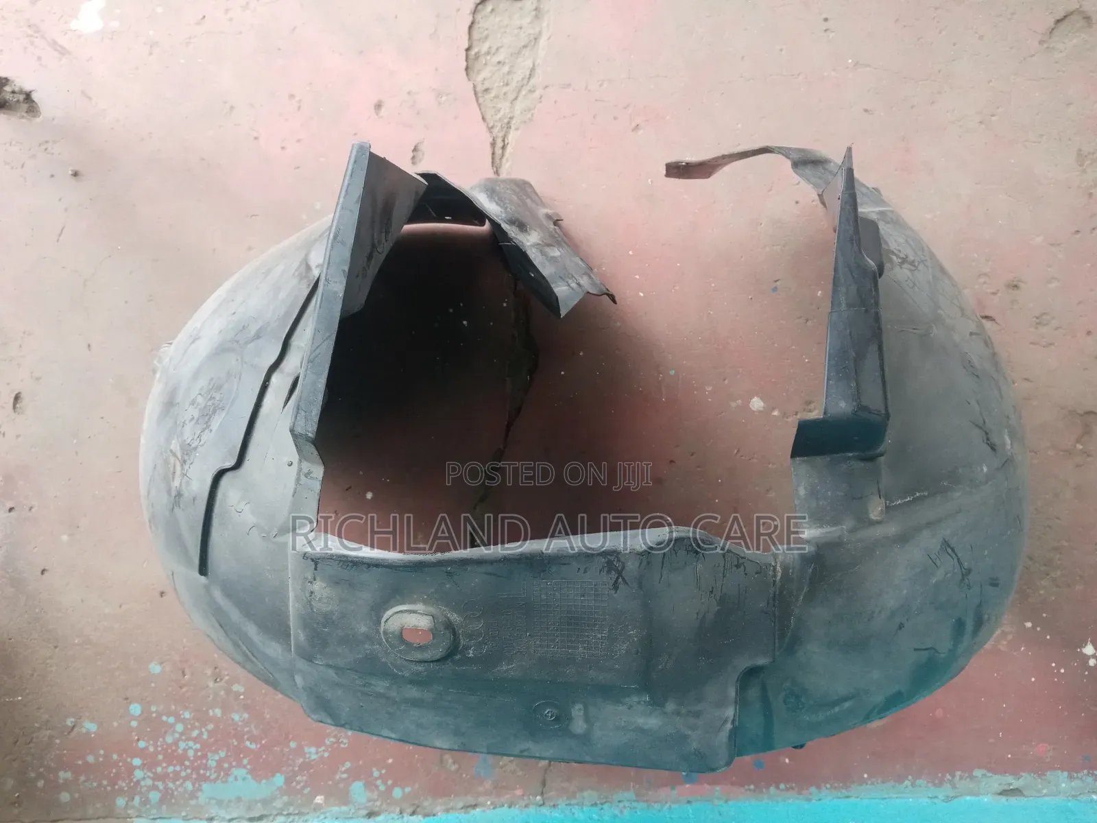 Stoneguards Inner Fenders Fender Liners Audi A4 B8.5 RH LH