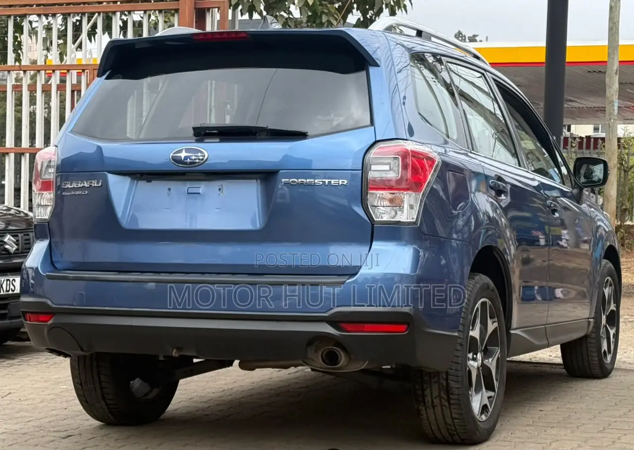Subaru Forester Premium AWD 2019 Blue