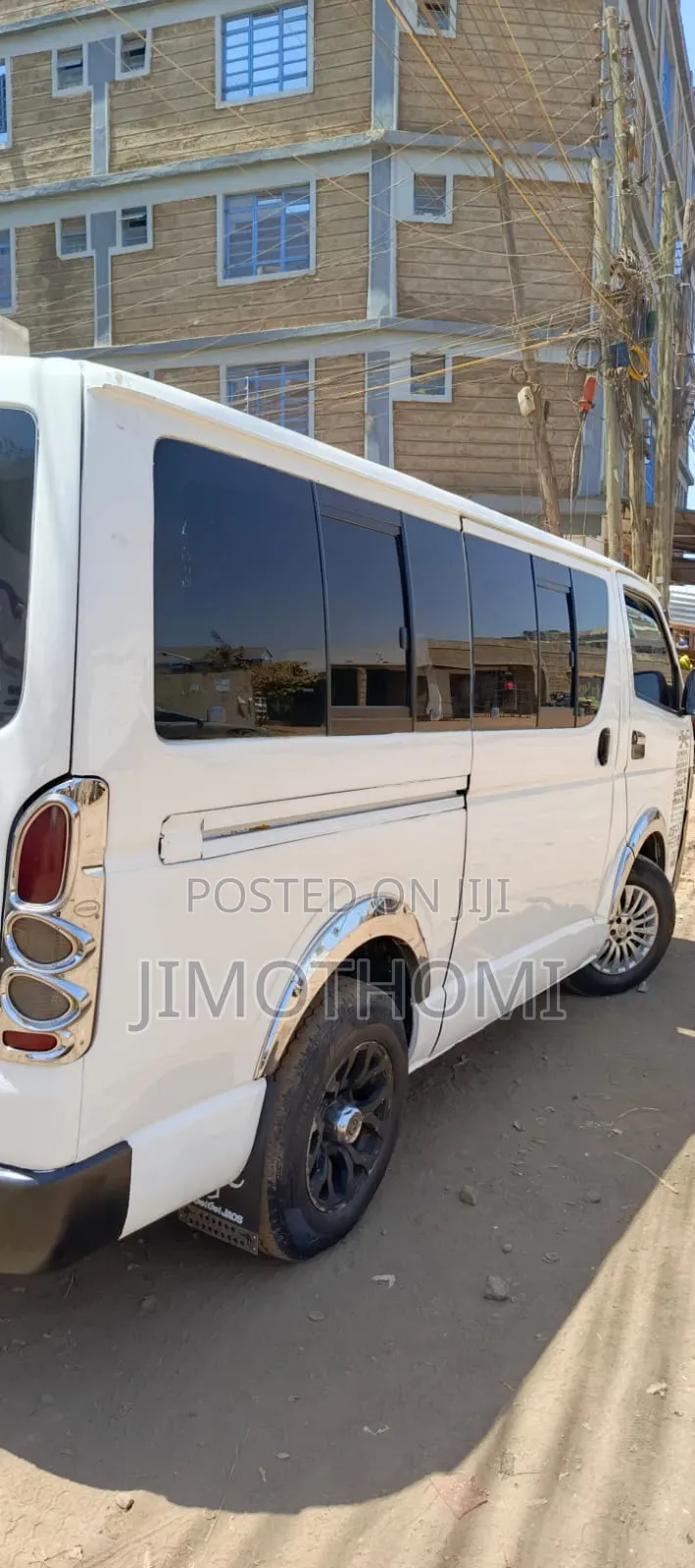 Toyota HiAce 2011 White
