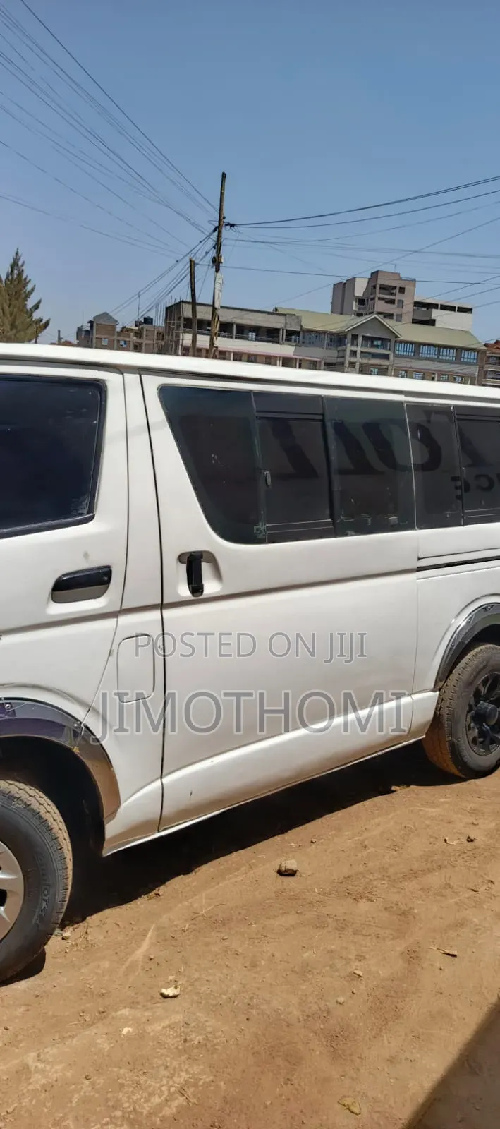 Toyota HiAce 2011 White