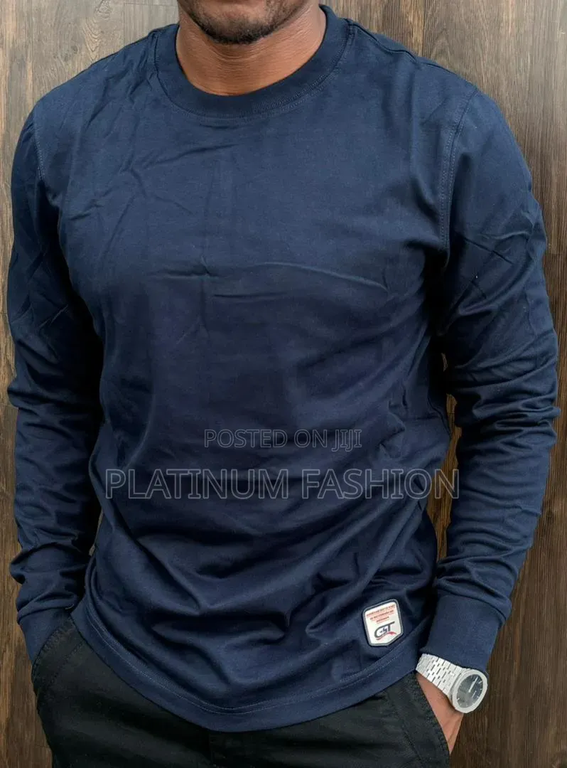 Sweetshirt