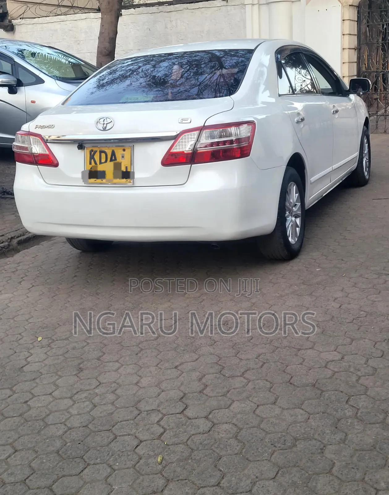 Toyota Premio 2012 White