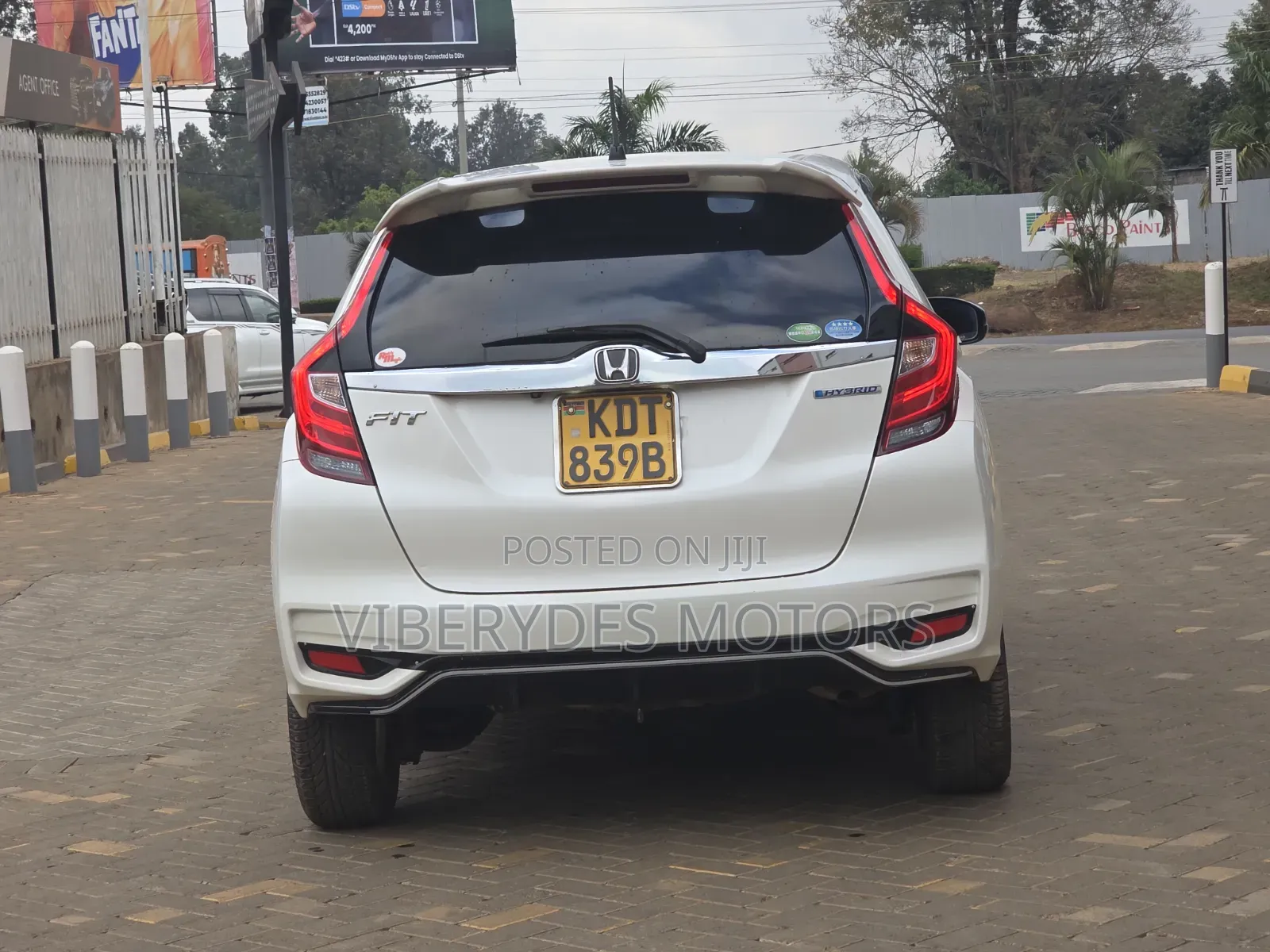 Honda Fit 2018 White