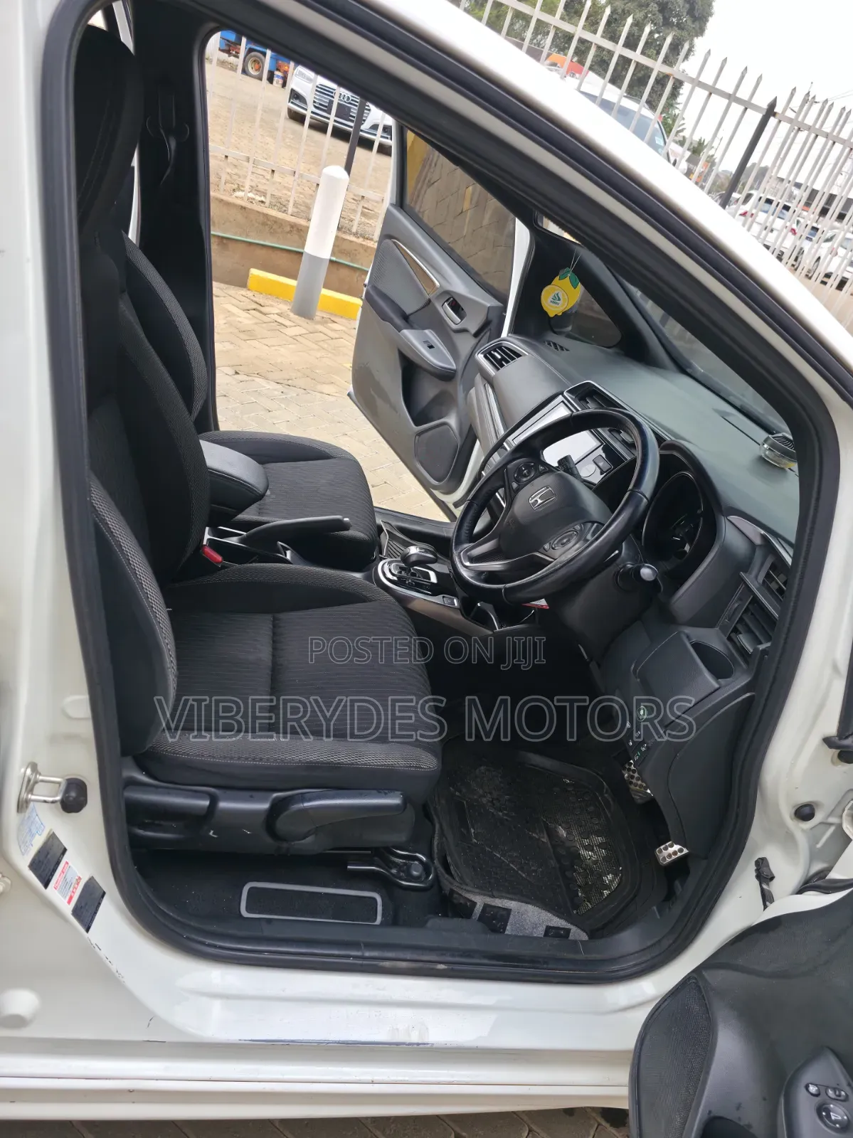 Honda Fit 2018 White