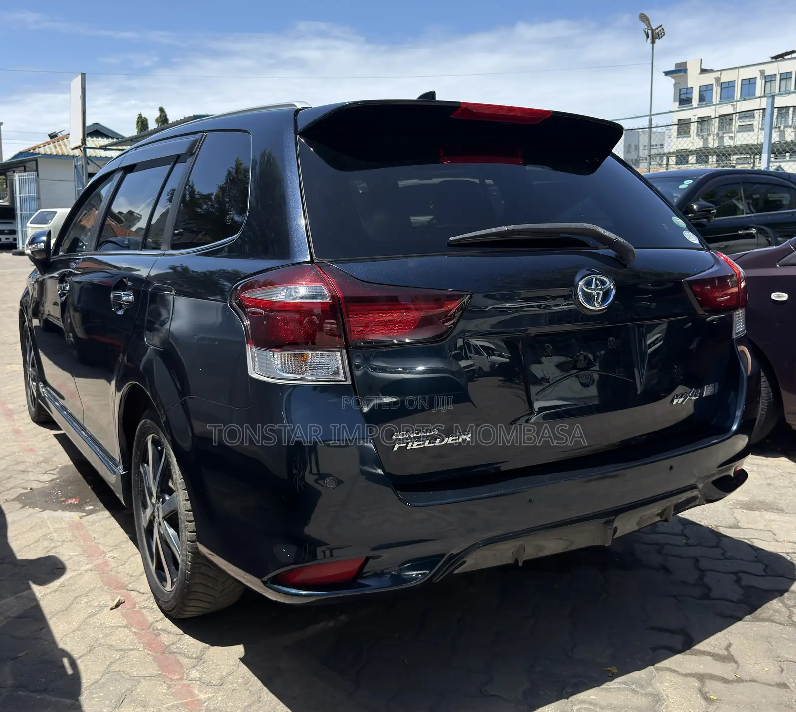 Toyota Corolla Fielder 1.5 Hybrid FWD 2019