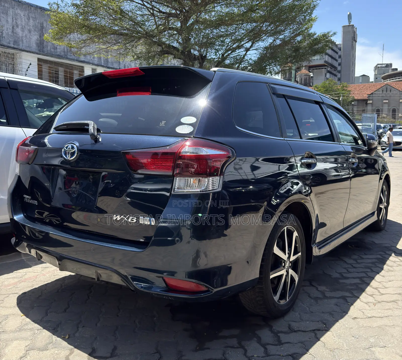 Toyota Corolla Fielder 1.5 Hybrid FWD 2019