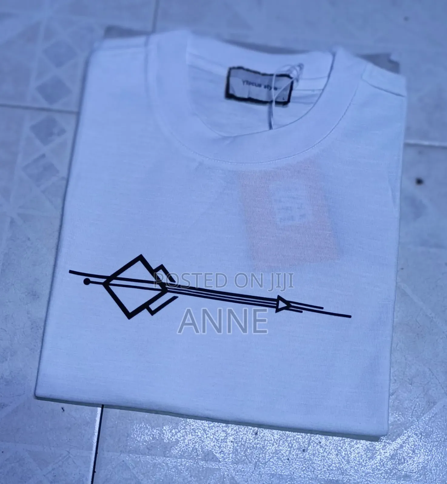 Unisex t.shirt