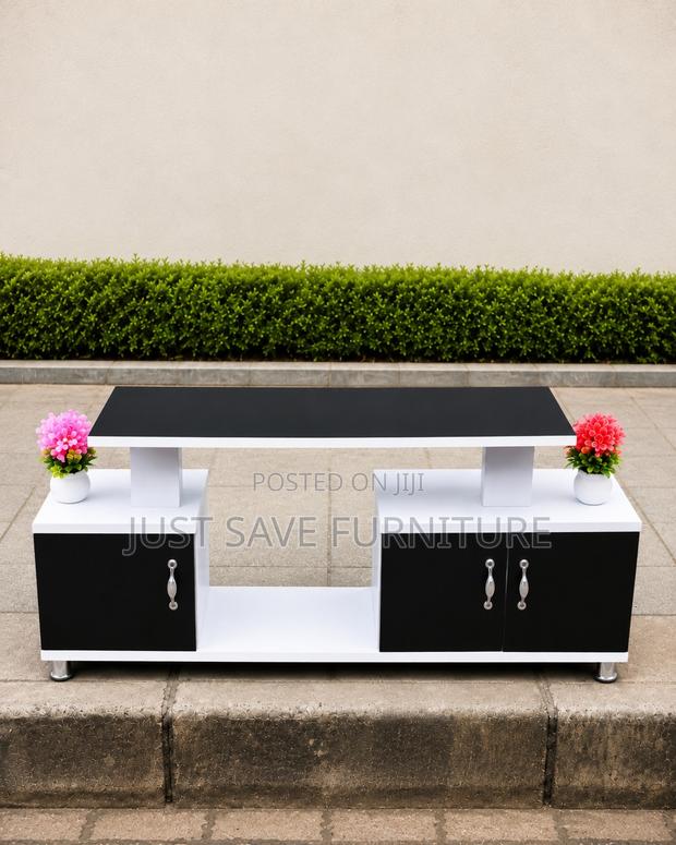 Instanbul Nova Black & White 4ft Modern TV Stand With Storage