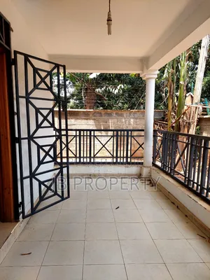 4bdrm Villa in Executive 4Bdrm With, Valley Arcade for rent