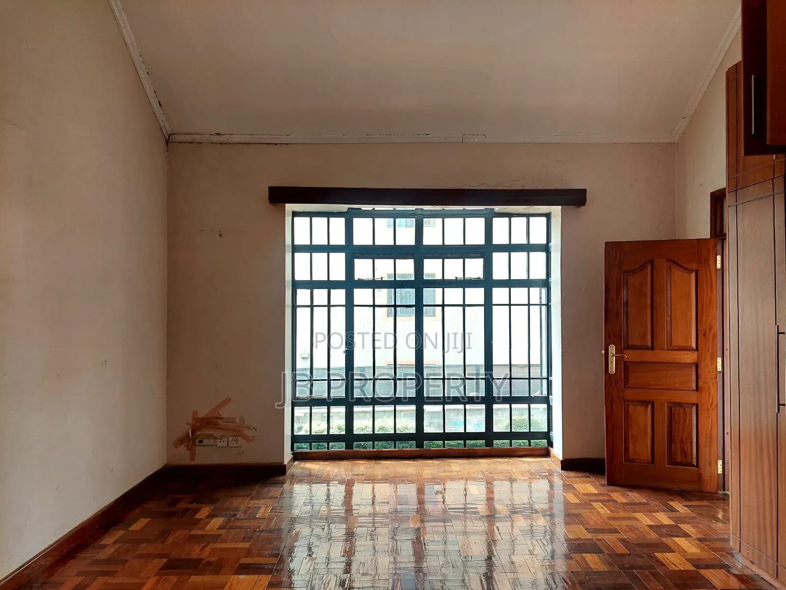 4bdrm Villa in Executive 4Bdrm With, Valley Arcade for rent