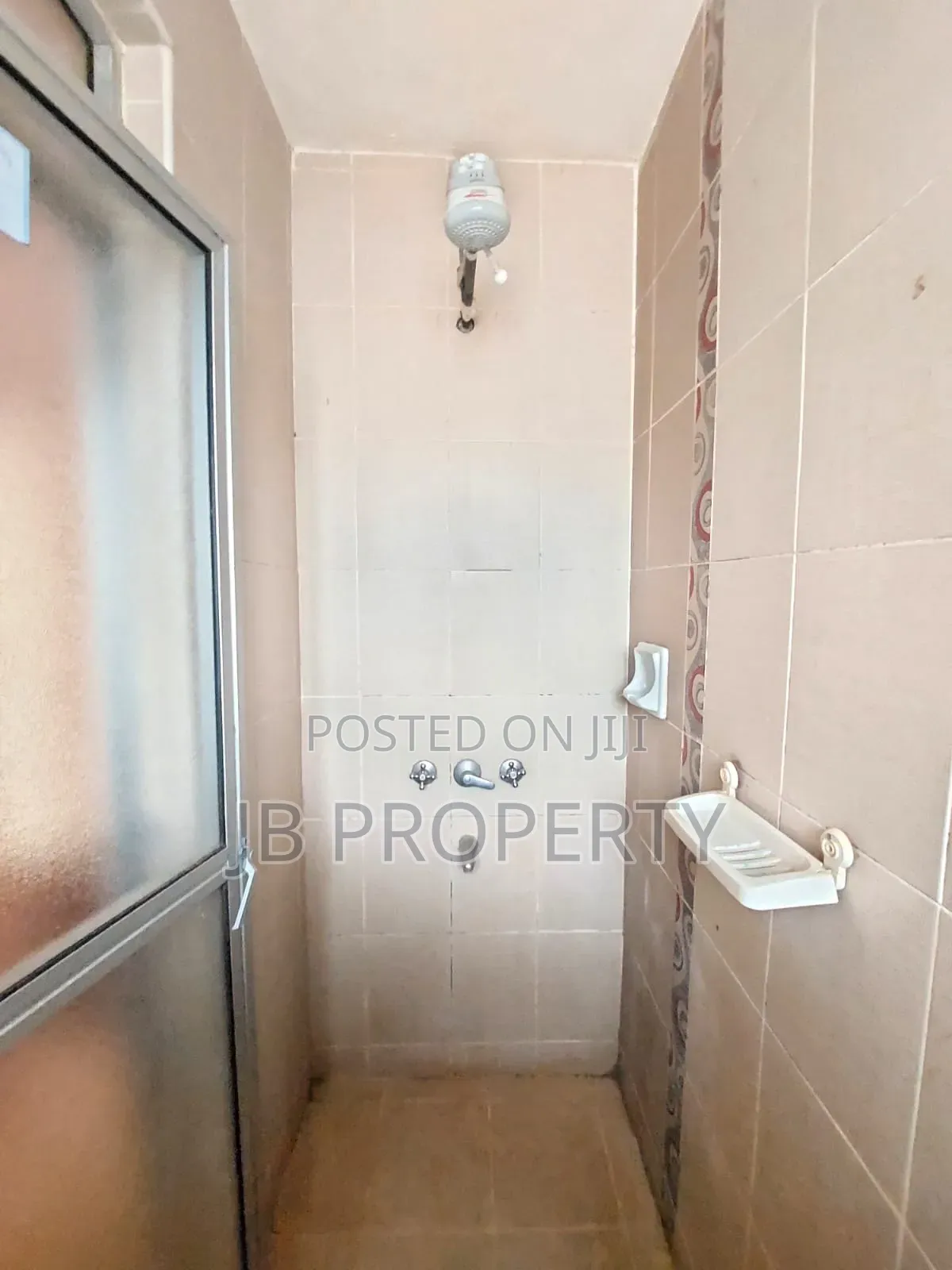 4bdrm Villa in Executive 4Bdrm With, Valley Arcade for rent