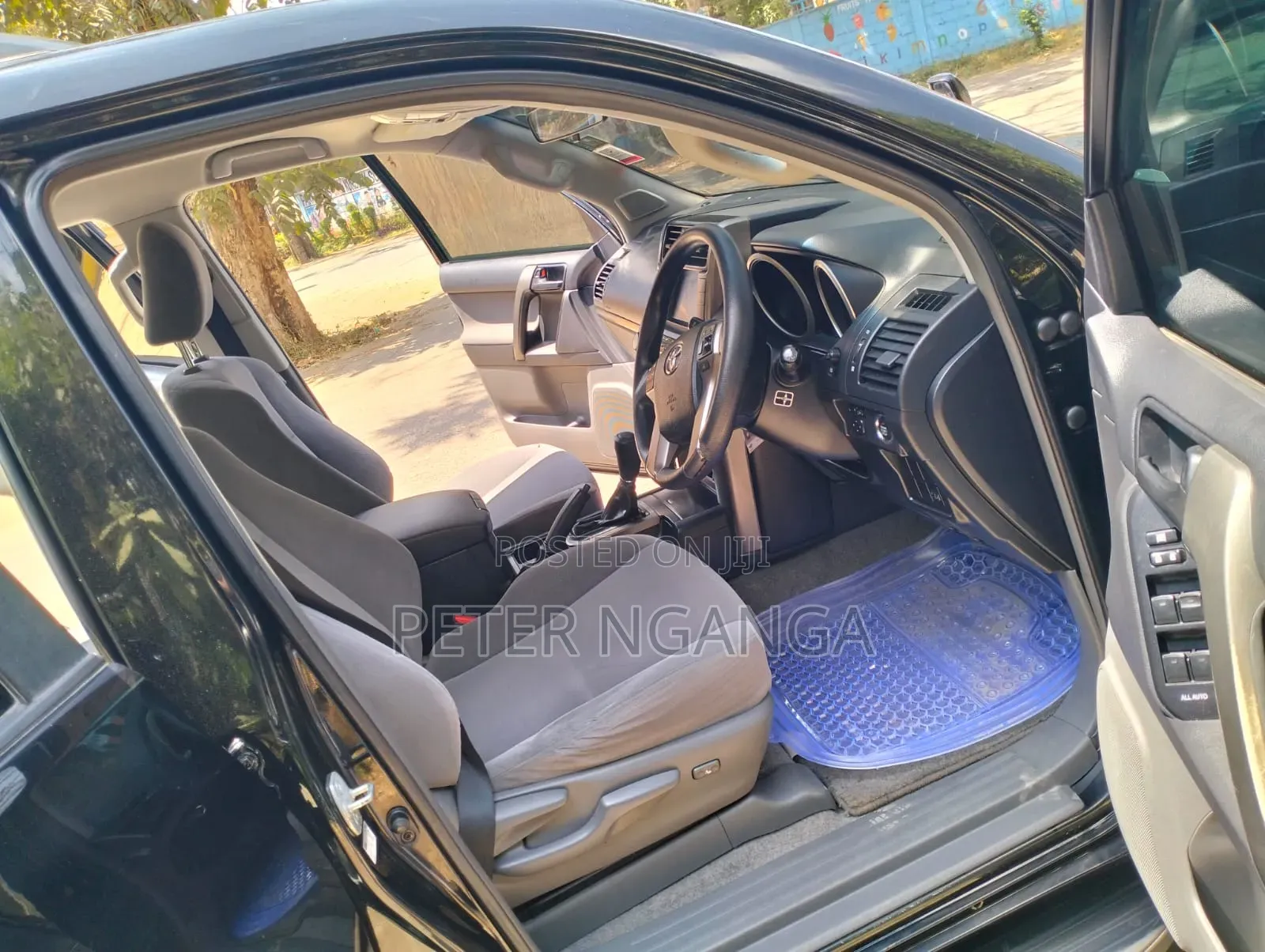 Toyota Land Cruiser Prado 2012 Matt Black