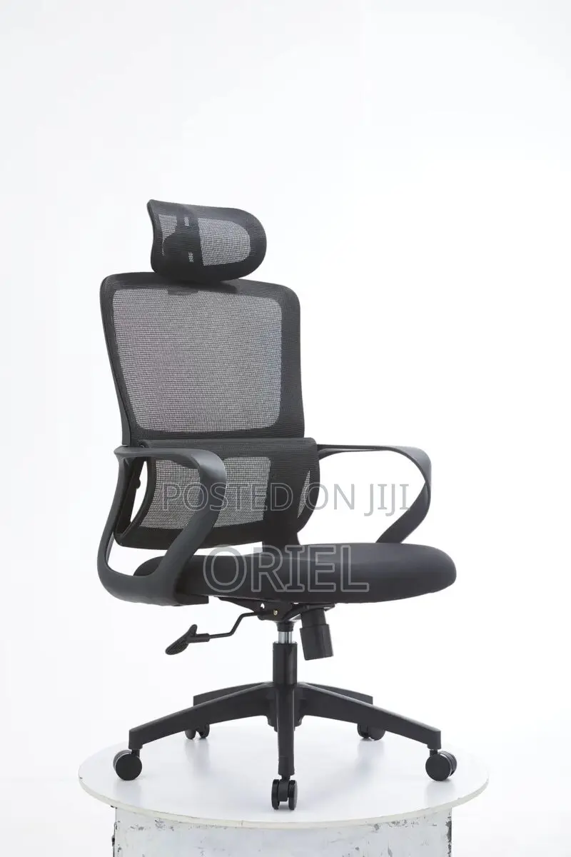 Office Chair : Swivel High Back Chair
